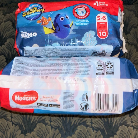 NWT 🐠LITTLE SWIMMERS🐠 - Picture 2 of 4